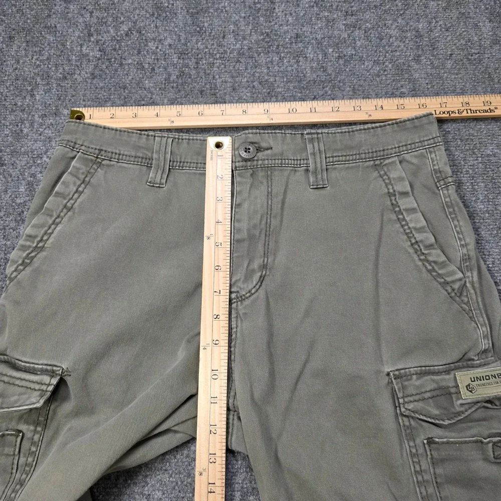 UNIONBAY Mens Messenger Cargo Shorts Size 34 Sage Green Khaki Outdoor Hiking EUC